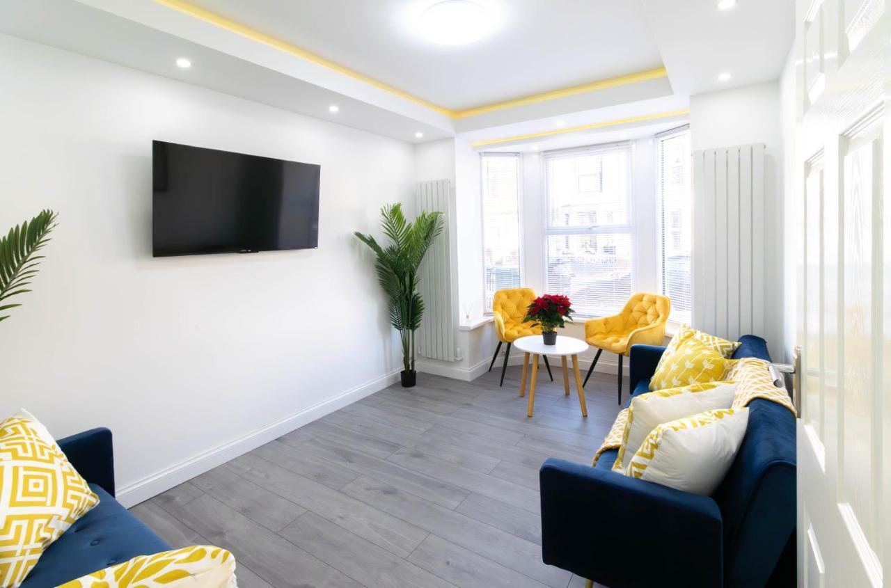 Open Mind Property - 6 Luxury Bedrooms With Free Parking Portsmouth Eksteriør bilde