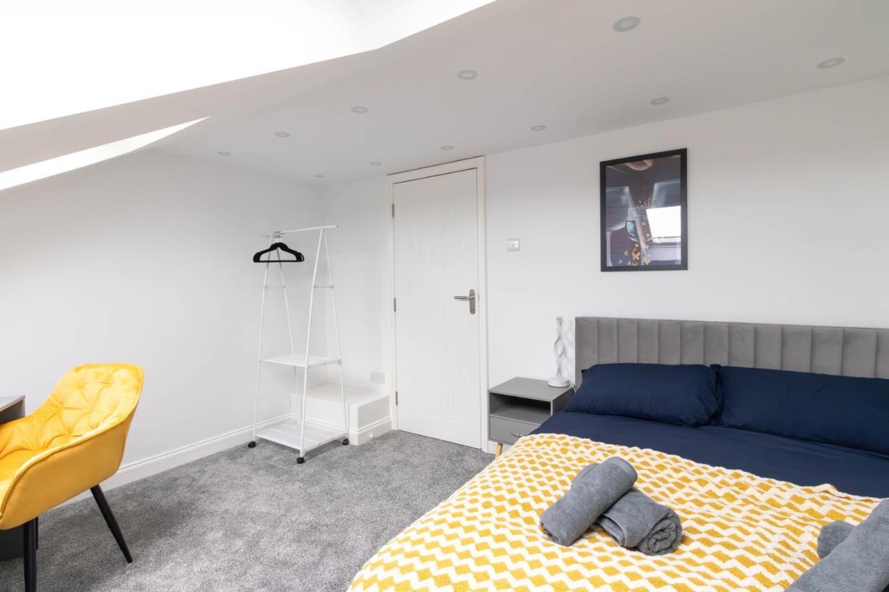Open Mind Property - 6 Luxury Bedrooms With Free Parking Portsmouth Eksteriør bilde