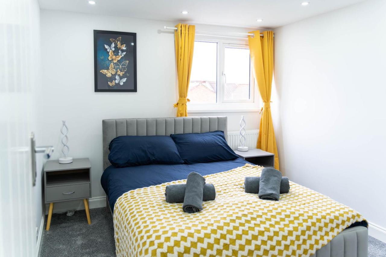 Open Mind Property - 6 Luxury Bedrooms With Free Parking Portsmouth Eksteriør bilde