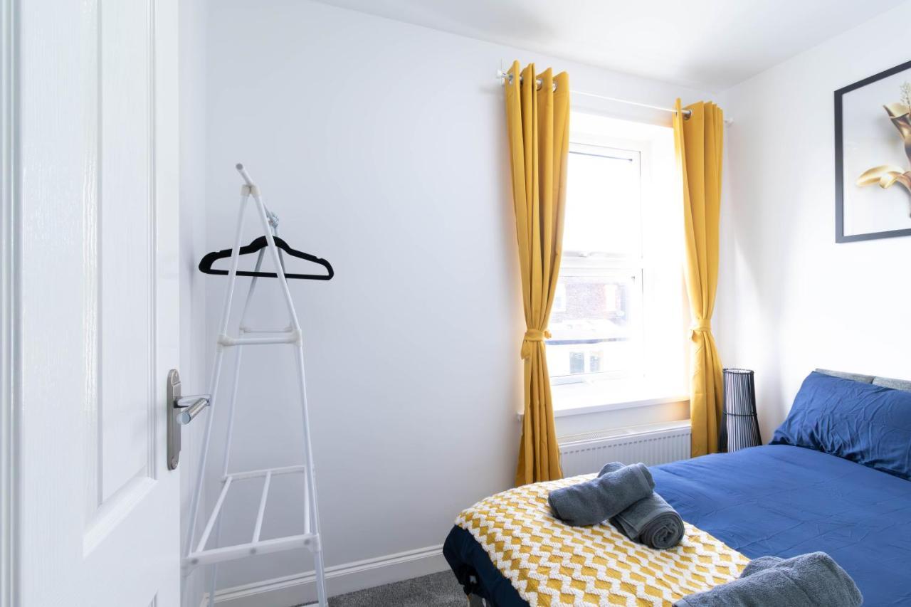 Open Mind Property - 6 Luxury Bedrooms With Free Parking Portsmouth Eksteriør bilde
