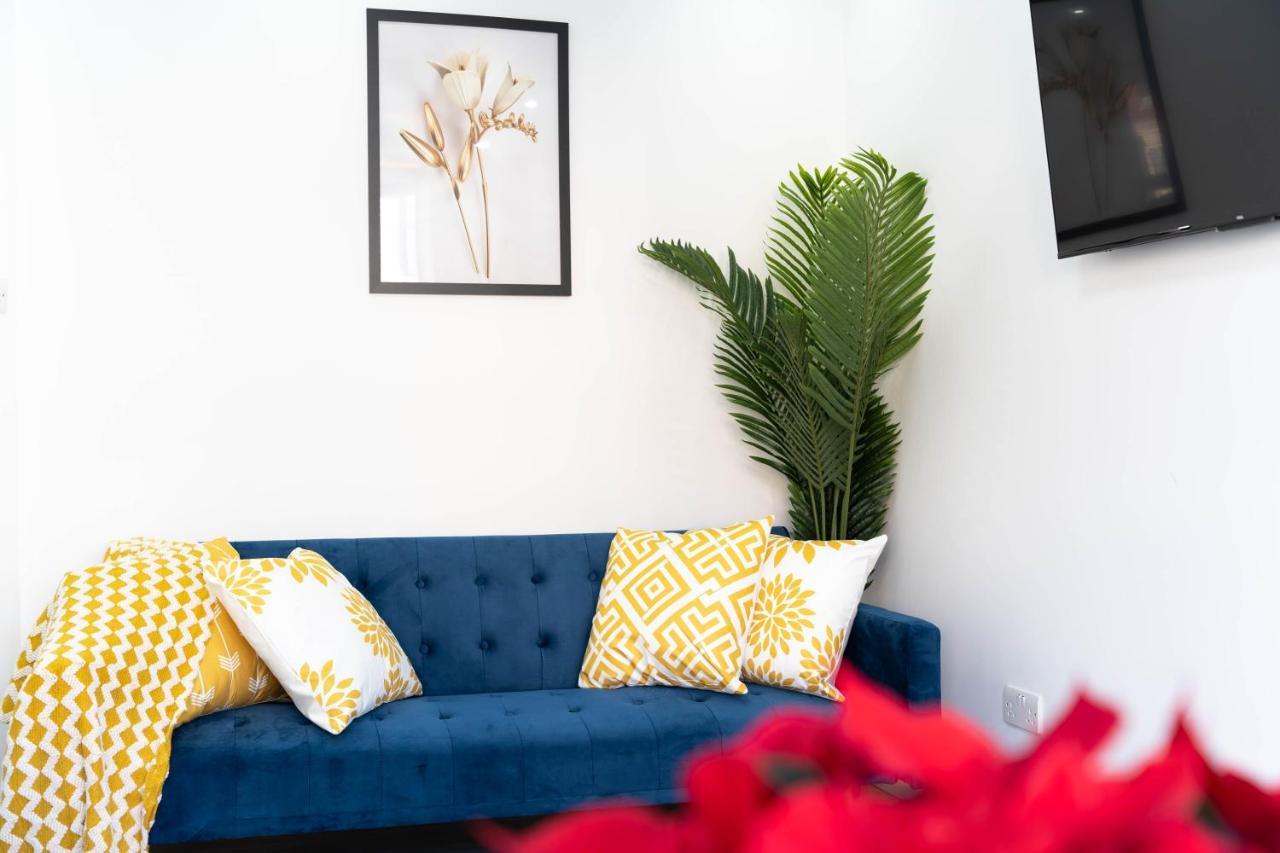 Open Mind Property - 6 Luxury Bedrooms With Free Parking Portsmouth Eksteriør bilde